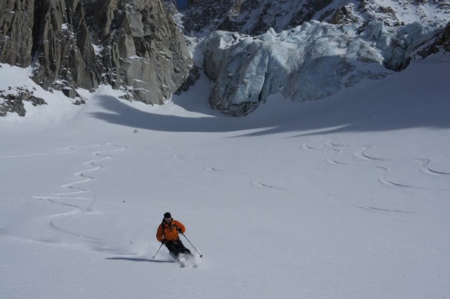 Skiing on the Glacier du Tour Noir