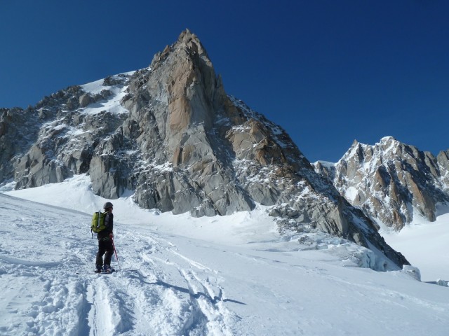 Skinning up to Col d'Entreves